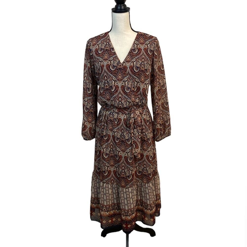 NWOT Signature by Robbie Bee Medallion Print Dress with Tiered Skirt Size 10